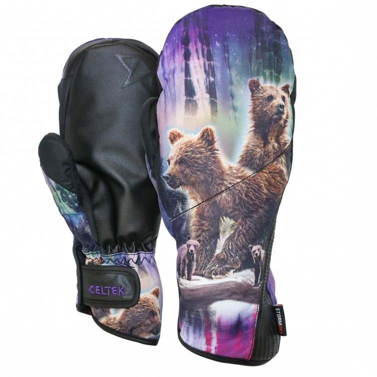 snowwear17-18\maya-under-mitten-bear-with-me.jpg